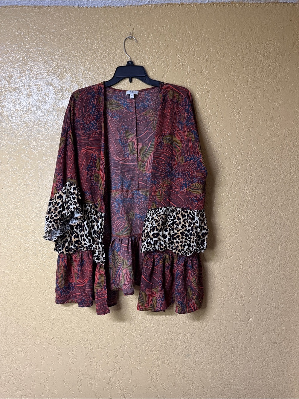 Umgee Coral and Navy Botanical Print Kimono